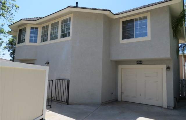572 N Orange Street photos photos