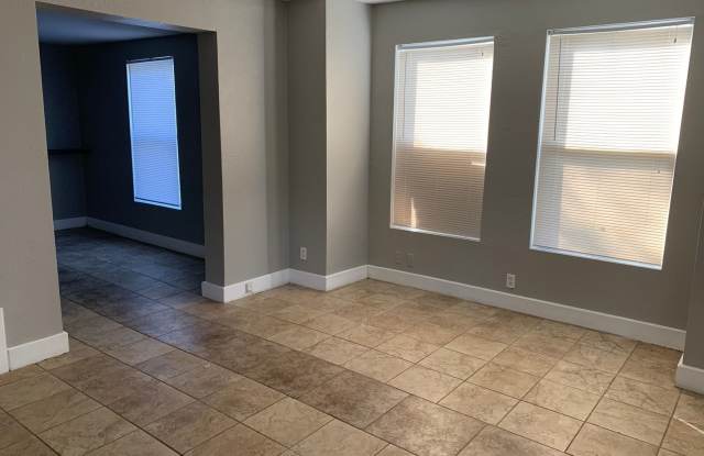307 N 16th St RIIB-215 Gallery 2