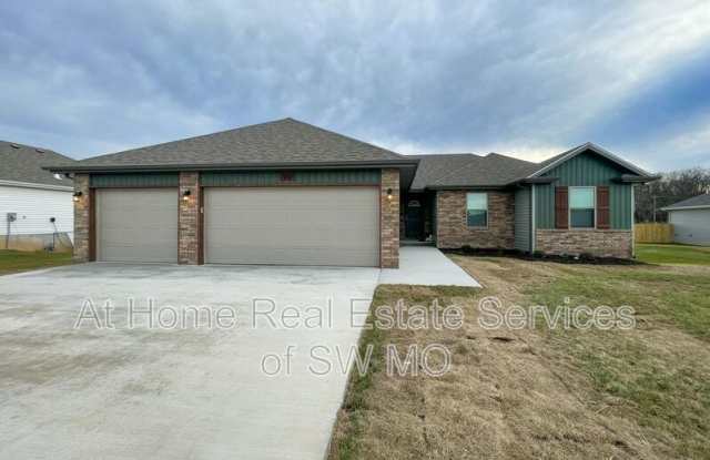 346 Forest Hollow photos photos