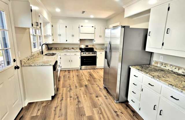 ***MOVE IN SPECIAL***HOUSE FOR RENT - HARTSELLE photos photos