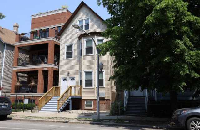 2617 Southport photos photos
