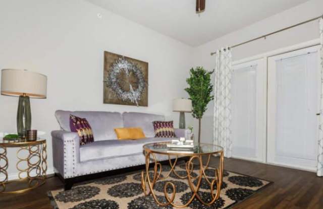 1779 FM1101 Gallery 3