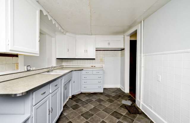 450 North Kealing Avenue - 1 Gallery 4
