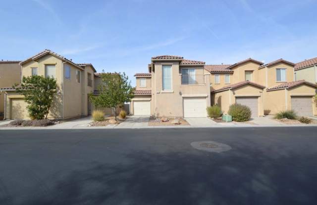 Spacious 3-Bedroom Henderson Home with Dual Garages! photos photos