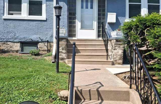 449 ROSLYN AVENUE photos photos