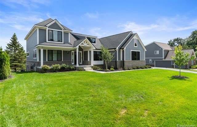 6142 Stonewood Drive Gallery 3
