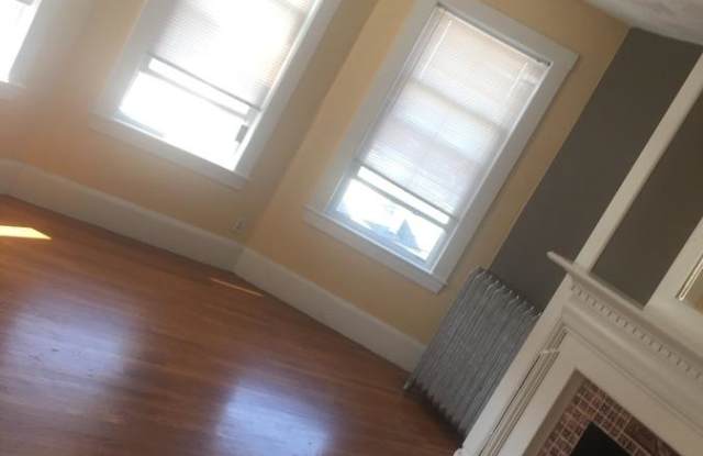 185 Washington Ave - 185 Washington Ave, Chelsea, MA 02150