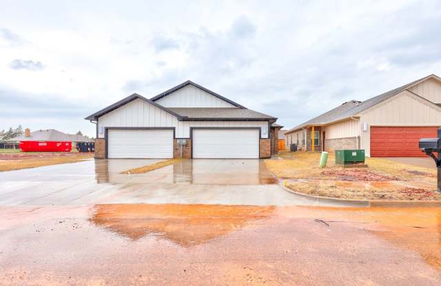 Stunning Brand New Duplex with Private Backyard in Edmond! photos photos