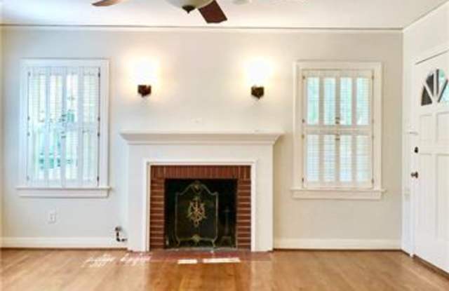 5226 Morningside Avenue Gallery 2