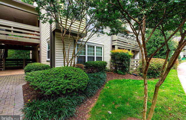 11701 KARBON HILL COURT Gallery 2