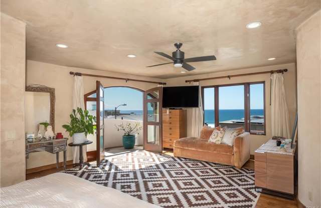 221 30th Street - 221 30th Street, Manhattan Beach, CA 90266