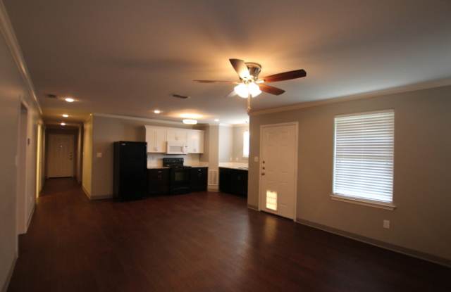 2532 Westminster Drive Gallery 4