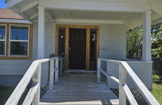 502 Garnet Street Gallery 4
