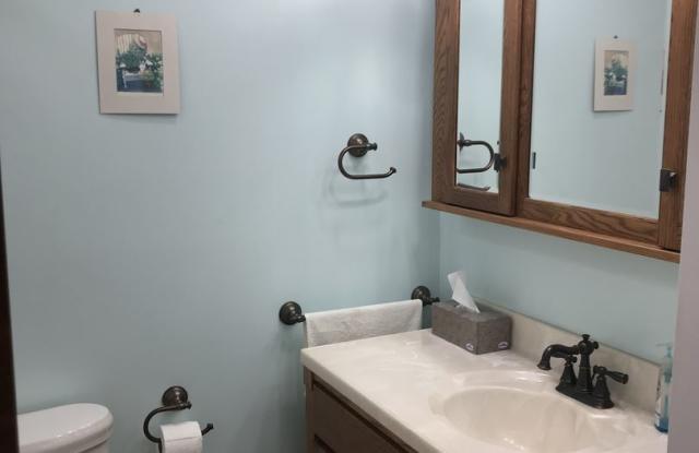 1140 Sunnyslope Gallery 4