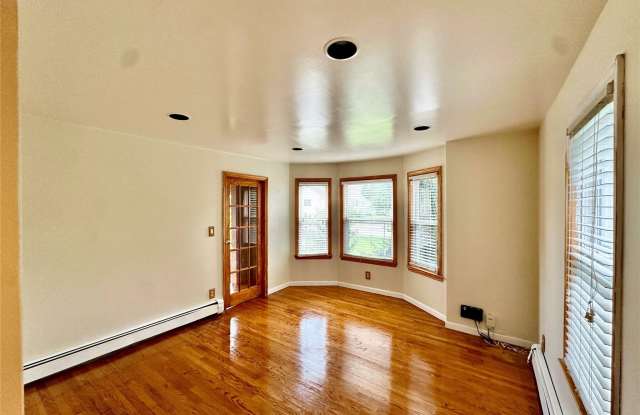73 Davison Avenue Gallery 3