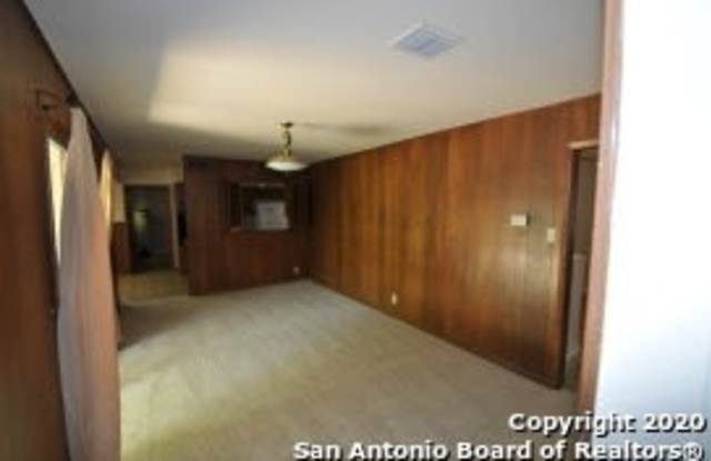 138 STARDREAM DR Gallery 3