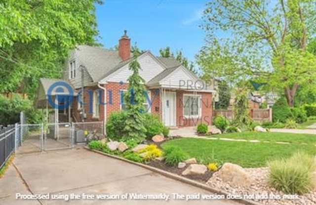 4858 Viewmont St Gallery 2