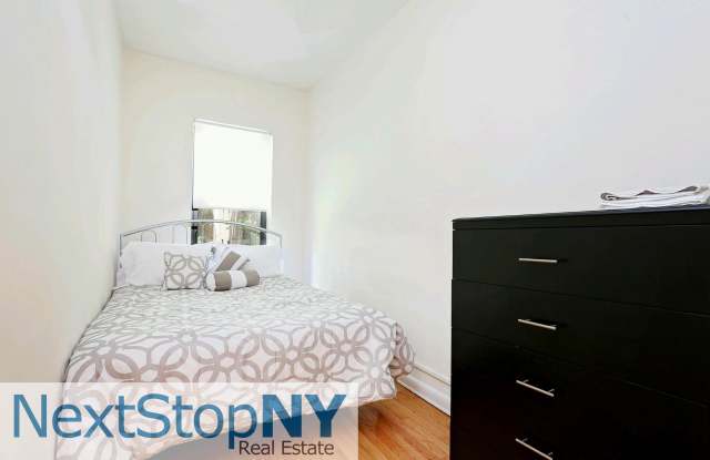 245 East 60th Street Gallery 4
