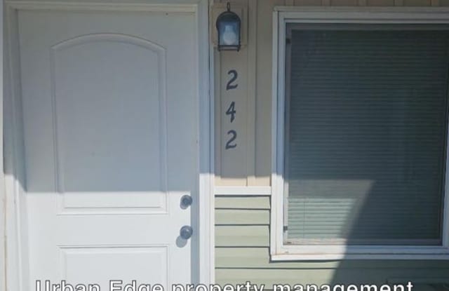 1 bedroom 1 bath apartment (photos similar) - 949 Maple Street, Nampa, ID 83686 1 bedroom 1 bath apartment (photos similar) - 949 Maple Street, Nampa, ID 83686