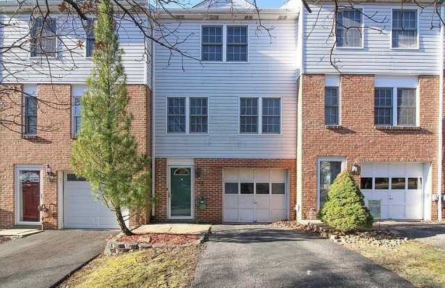 165 Meadowview Dr photos photos