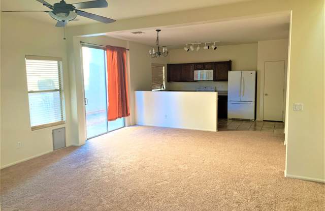 1028 S Deerfield Lane Gallery 2
