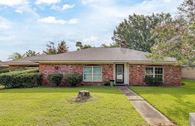 22 Lakeview Drive Gallery 1