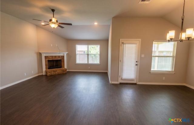 900 Clanton Cove Gallery 2