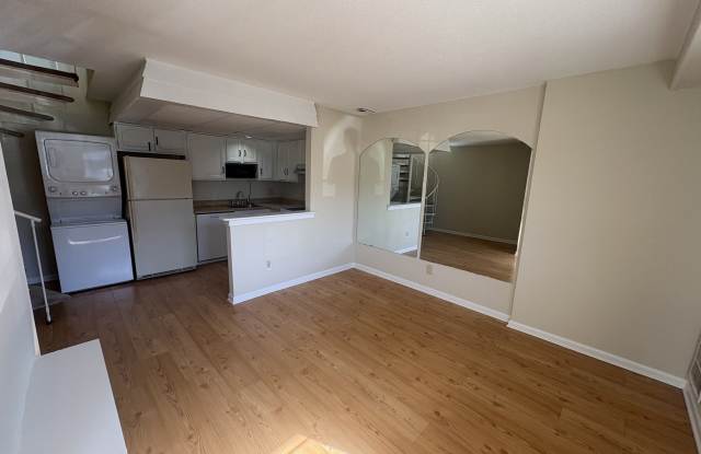 330 Short Beach Road Gallery 2