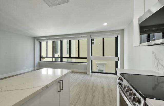 2000 Broadway Street Apartments Gallery 3