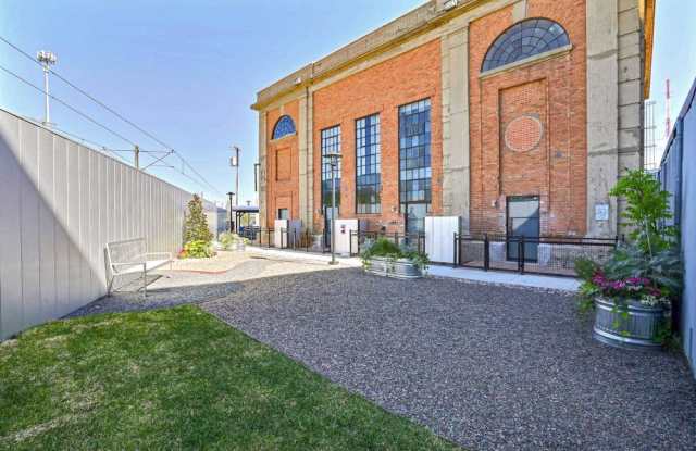 3335 Elm St - 3335 Elm Street, Dallas, TX 75226