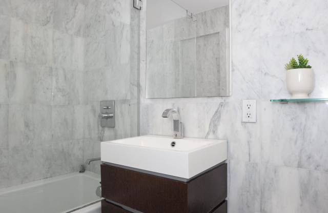 61 East 77th Street Gallery 3
