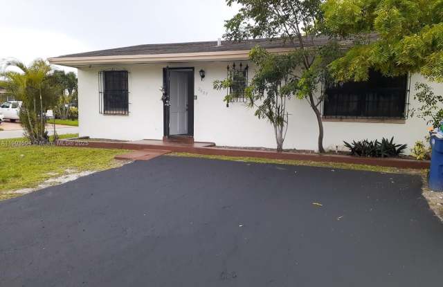 2889 NW 197 TE photos photos