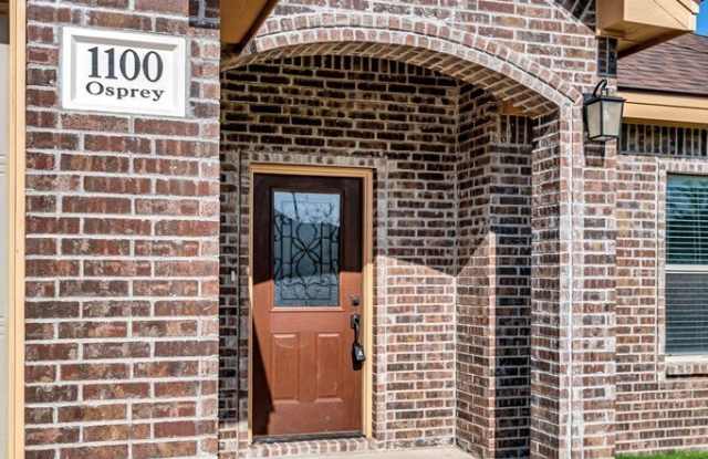 1100 Osprey Dr Gallery 2
