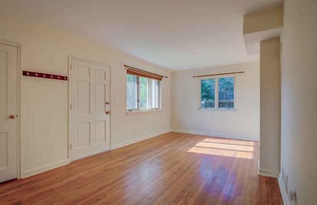 9011 Lindale Drive Gallery 3