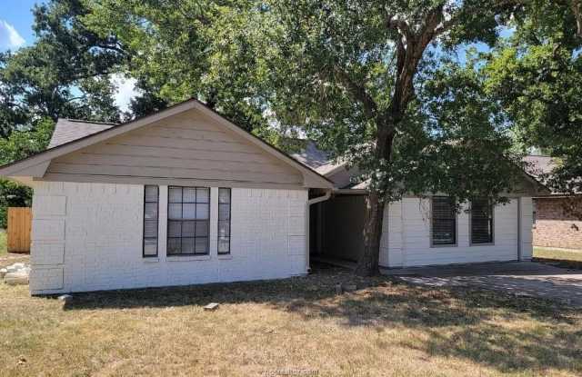 1100 Hardwood Lane photos photos