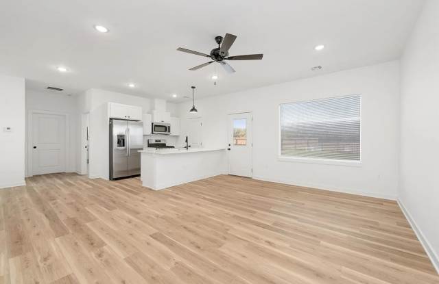 3 Bedroom Townhome! Goddard School District! photos photos 3 Bedroom Townhome! Goddard School District! photos photos