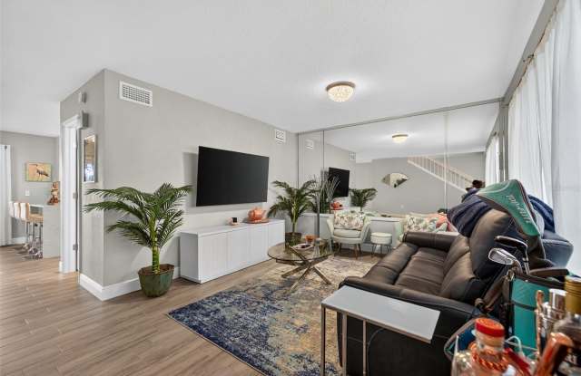 6447 CAPE HATTERAS Way NE Gallery 4