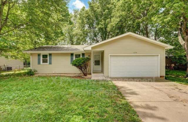 1270 E Rockhill St photos photos