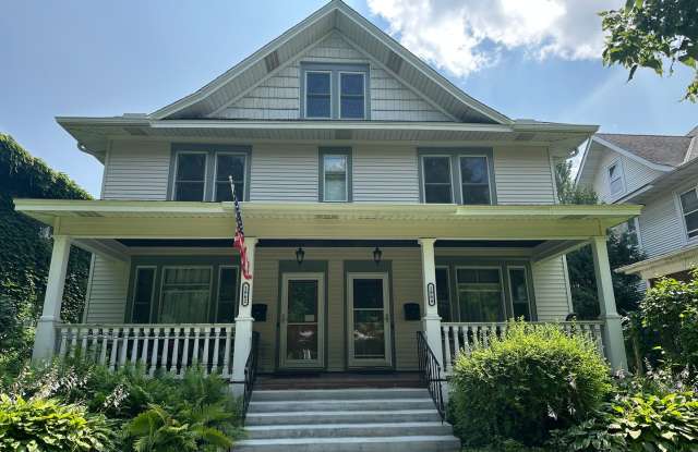 Bright  Spacious 3-Bedroom – Large Kitchen + Great Neighborhood!! photos photos