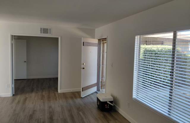210 South Orleans Avenue photos photos
