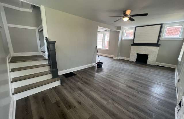Gorgeous oversized 4 bedroom! Gallery 4