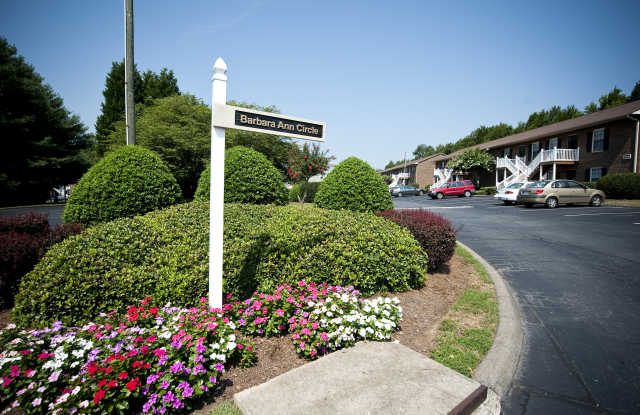 Foxcreek Apartments photos photos