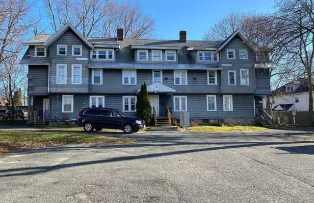 162 Woodlawn Avenue - 12 Gallery 1