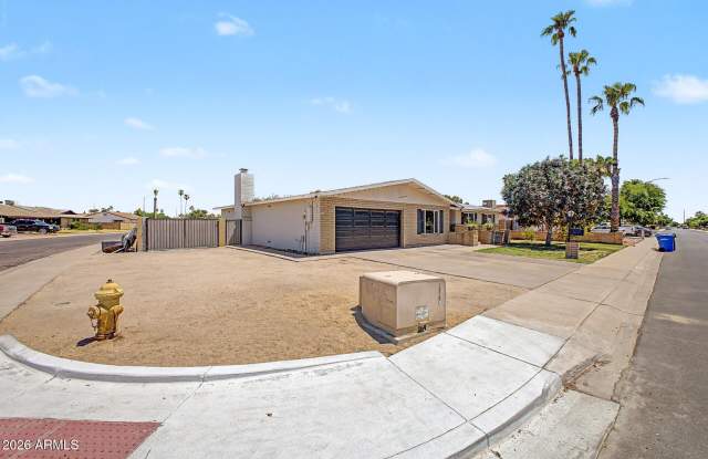 10217 N 37TH Avenue Gallery 2