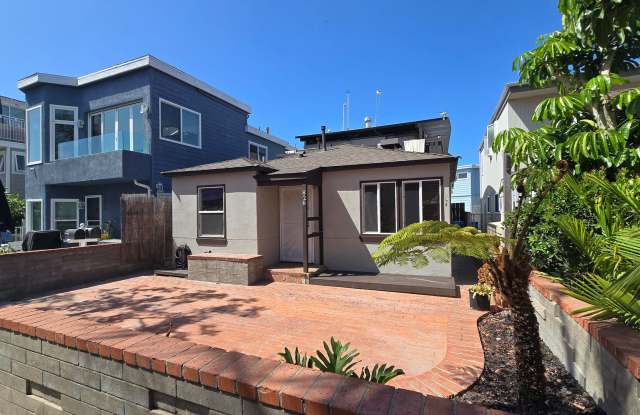 826 Allerton Ct – South Mission Bay 2 Bedroom Duplex Gallery 1