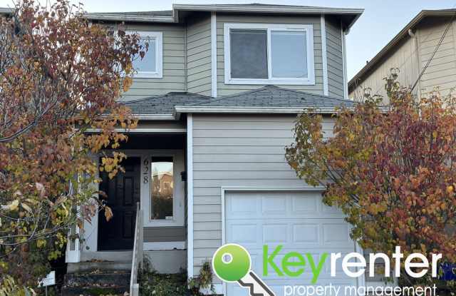 North-End 3Bed/2Bath Beautiful House! - 628 North Steele Street, Tacoma, WA 98406
