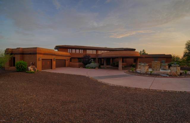 9389 E VIA DEL SOL Drive Gallery 2