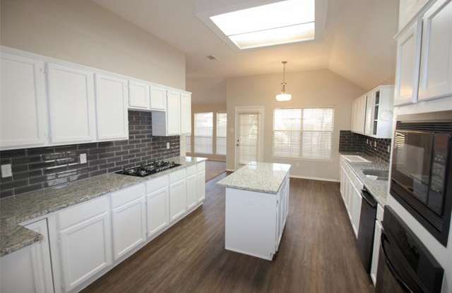 7309 Wilshire Gallery 3