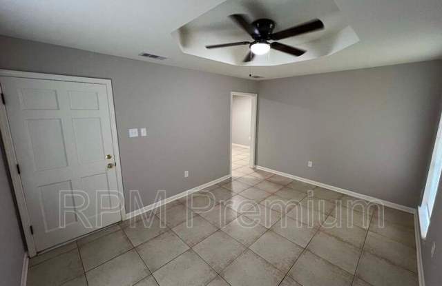 1114 Willow Creek Dr. Gallery 4