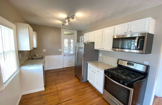 Franklinton Area Single Family House Gallery 3